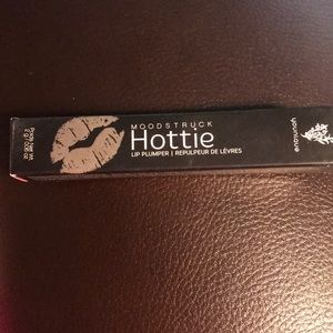 Younique Moodstruck Hottie